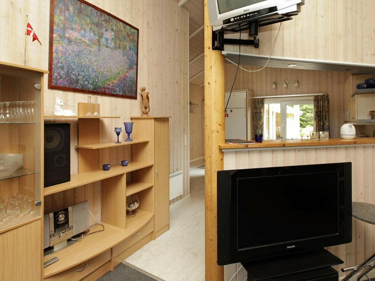 6 Person Holiday Home In Ansager Exterior photo